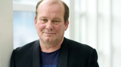 Autorenfoto Peter Wawerzinek © Tobias Bohm